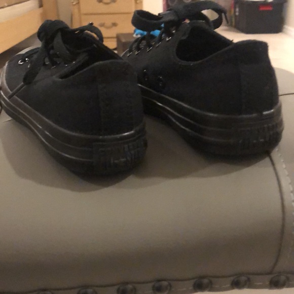 “CONVERSE” Chuck Taylor All-Stars. - Picture 3 of 4